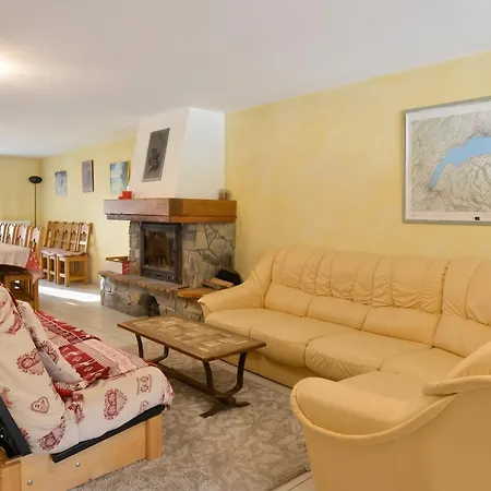 Maison Conviviale 200 M², Cheminée Chalet Abondance