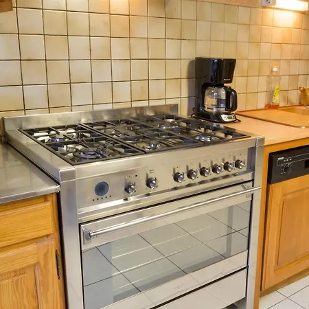 Maison Conviviale 200 M², Cheminée Chalet Abondance